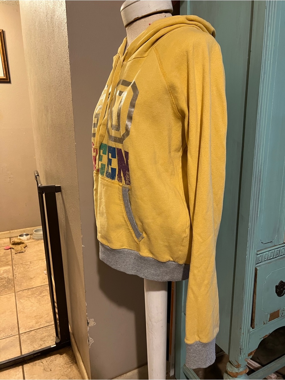 Vintage Y2K 2009 Go Green Victoria’s Secret PINK Hoodie Sweatshirt Size Large L - Picture 3 of 7